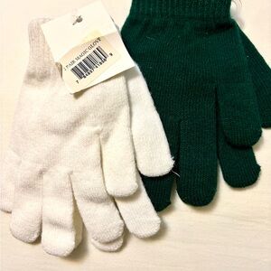 2 Pairs of New Magic Gloves